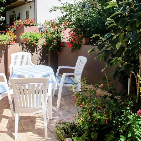 Holiday Home Eda - Pul605 Hébergement de vacances Pula